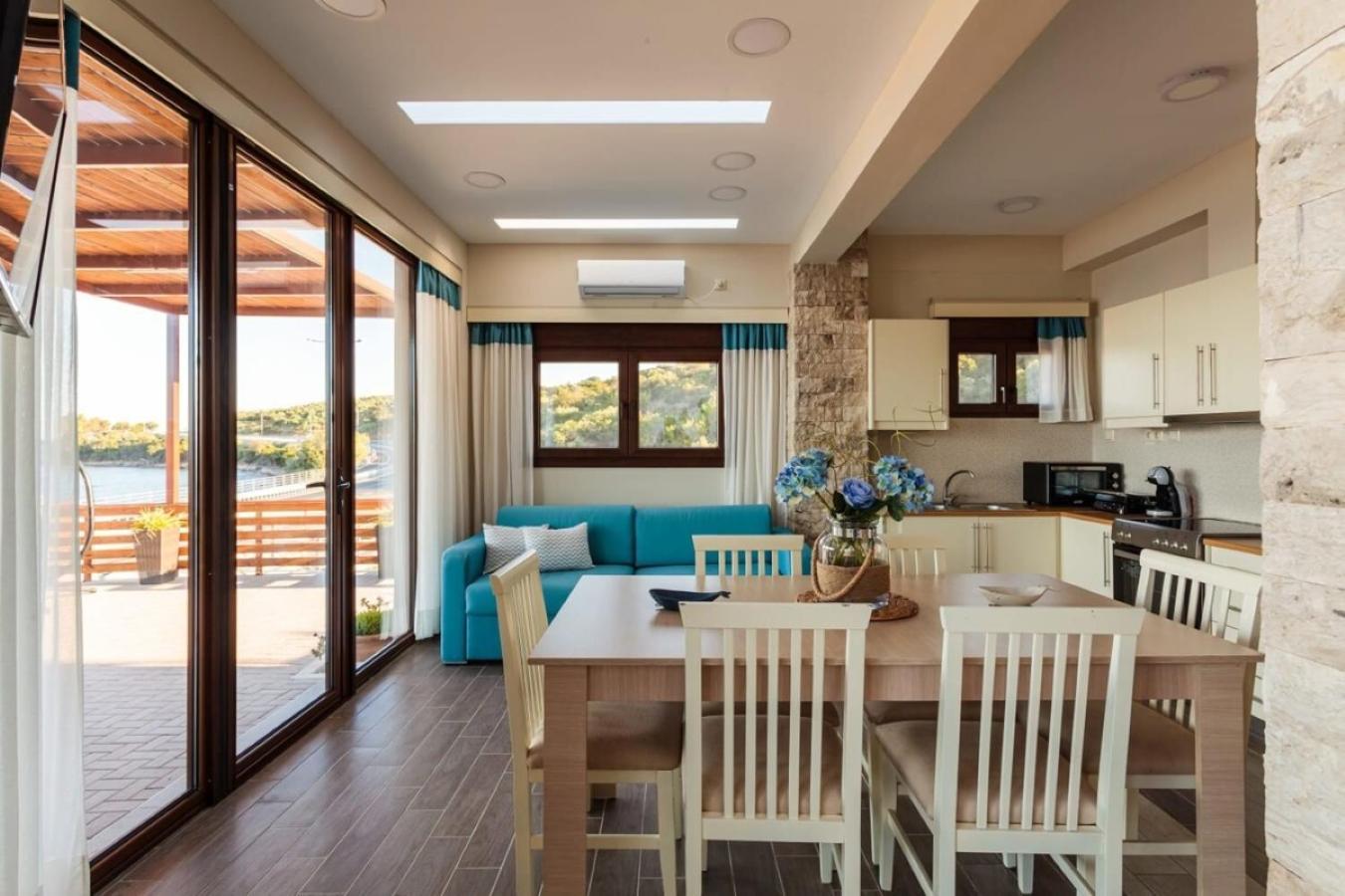 Seaside Summer Bliss - Aurora Luxury Pool Paradise Petalidi Luaran gambar